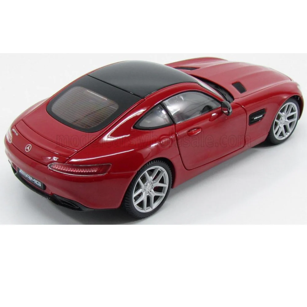 Mercedes Benz GT-S AMG C190 - Image 2