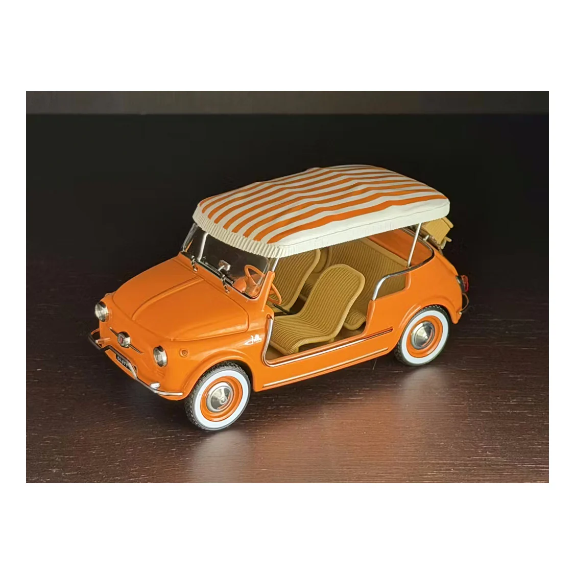 Model Fiat 500 Jolly 1965 Orange
