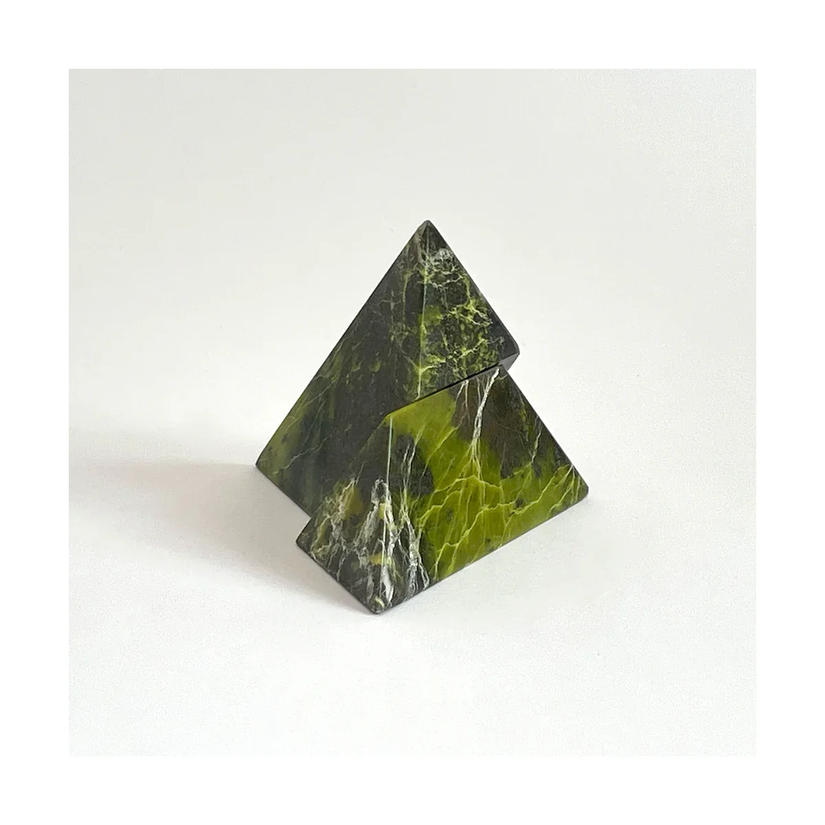 Puzzle Pyramide 2 Dele Natursten DAR Proyectos